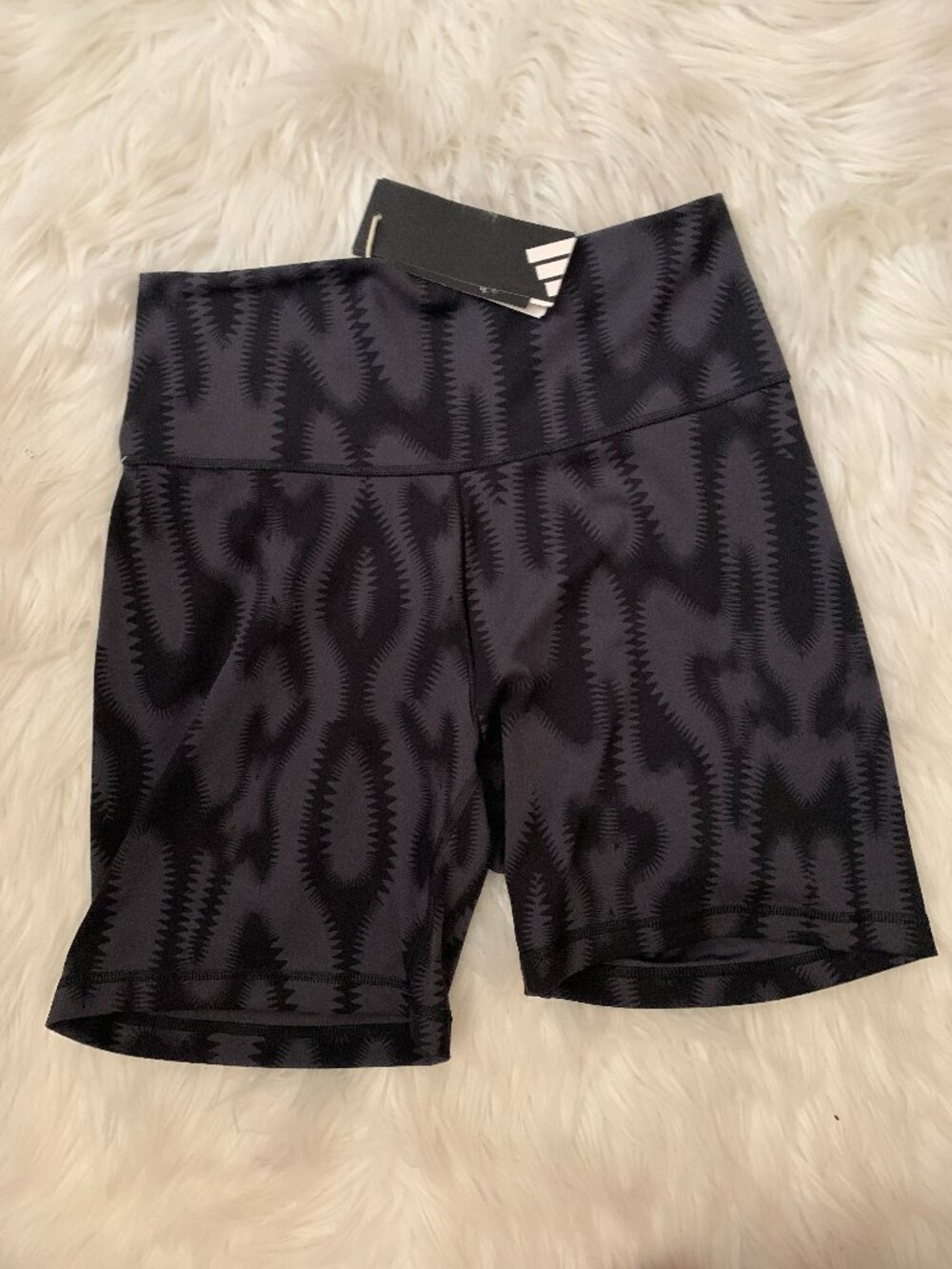 ADIDAS All Me Printed Biker Shorts in Carbon/Black Sz LARGE